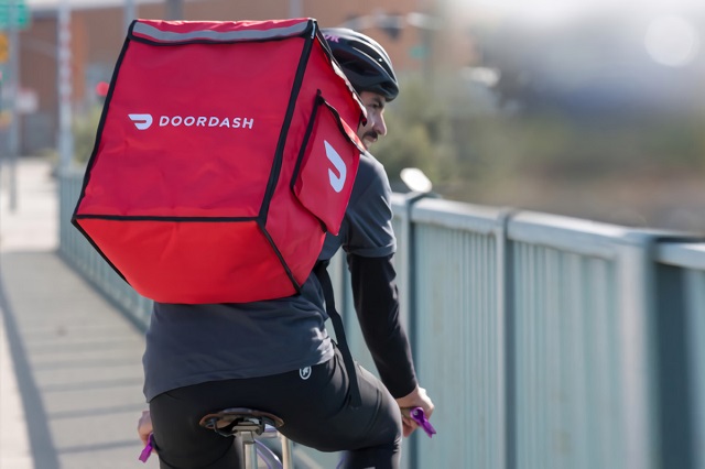 Is DoorDash Worth It? (Ultimate 2024 Guide & Pay Data!)