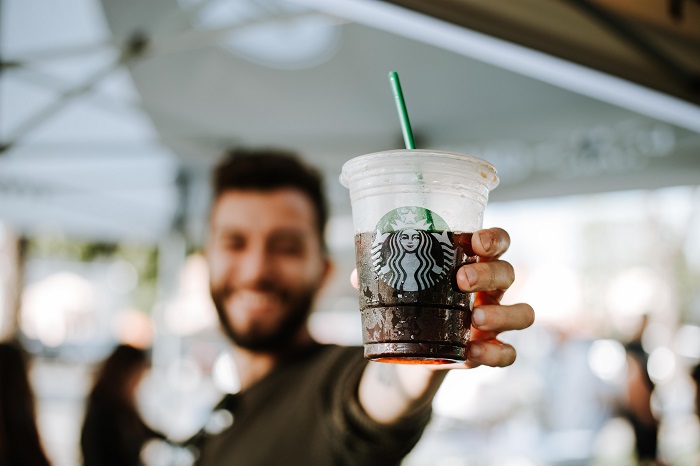 8 Ways To Enjoy Free Starbucks – How To Drink Coffee For Free & Save
